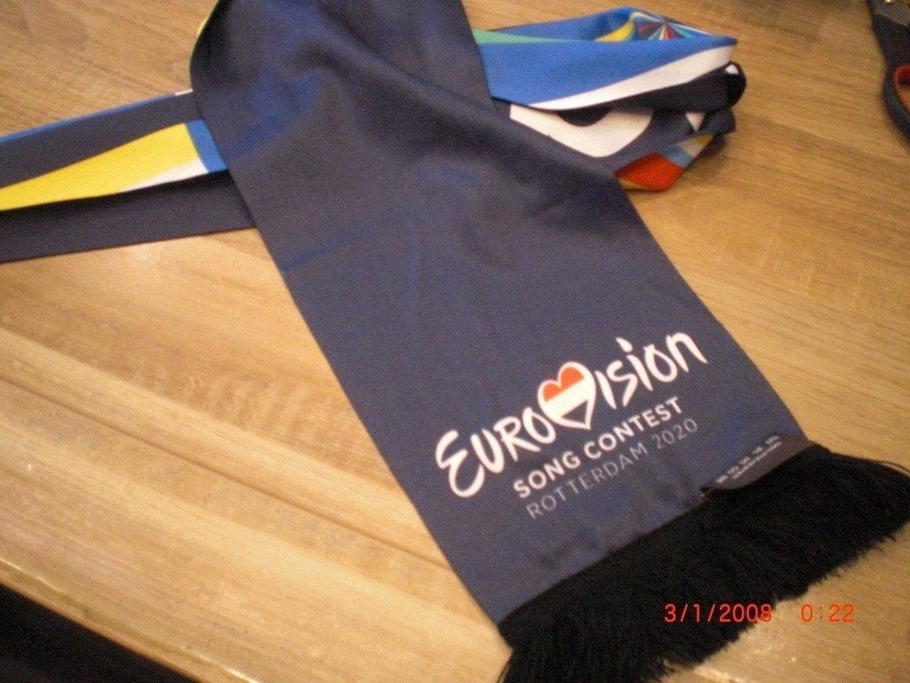 Songfestival 2020 Sjaal, Ophalen of Verzenden, Zo goed als nieuw, Kleding