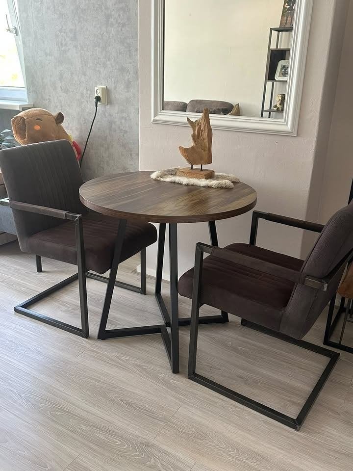 Zgan 3 maanden oud ( Eethoek met 2 stoelen) Salontafeltjes, Huis en Inrichting, Ophalen, Zo goed als nieuw, Modern landelijk, Minder dan 4 stoelen