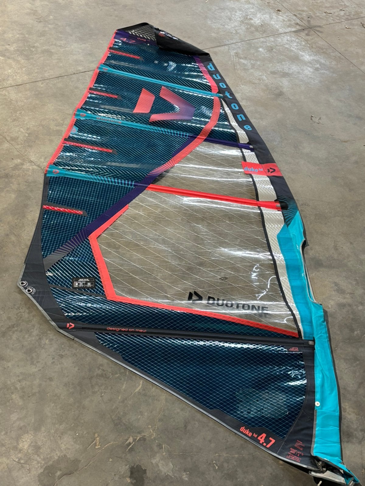Duotone duke HD 4.7 zeil, Watersport en Boten, Ophalen, 3.5 tot 5 m², Zeil, Duotone