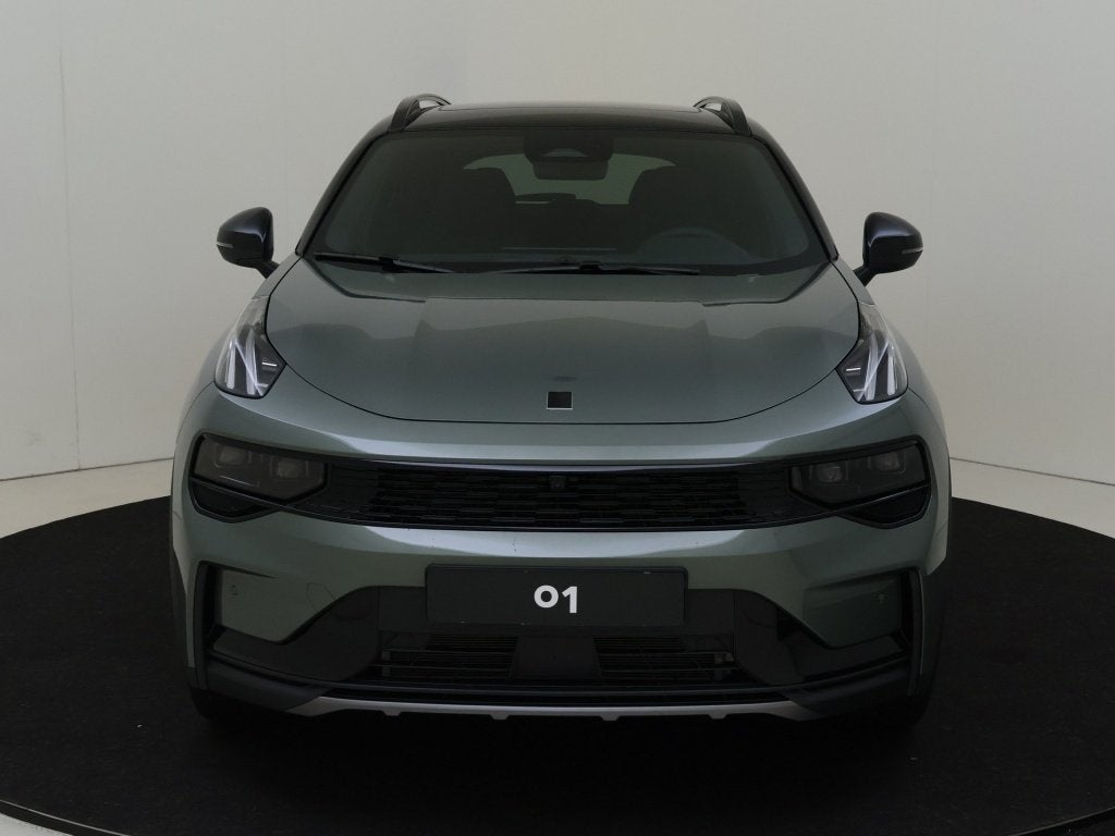 Lynk & Co 01 | MORE | SNEL LEVERBAAR | Panoramadak | 360 c, Auto's, Automaat, 1800 kg, Zwart, 4 cilinders