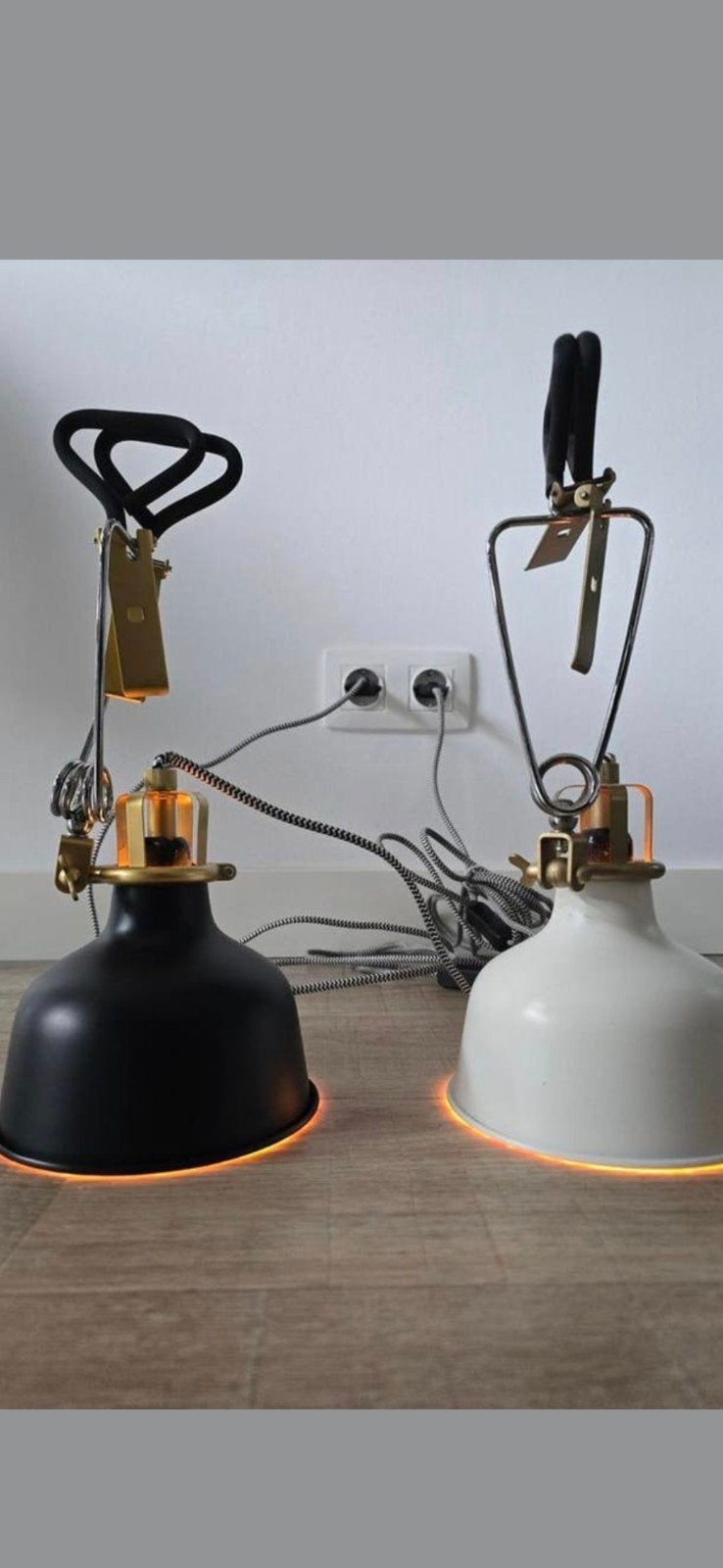 2 vintage Ikea klemspots Black & White met lang strijkijzers, Ophalen of Verzenden, Zo goed als nieuw, Plafondspot of Wandspot