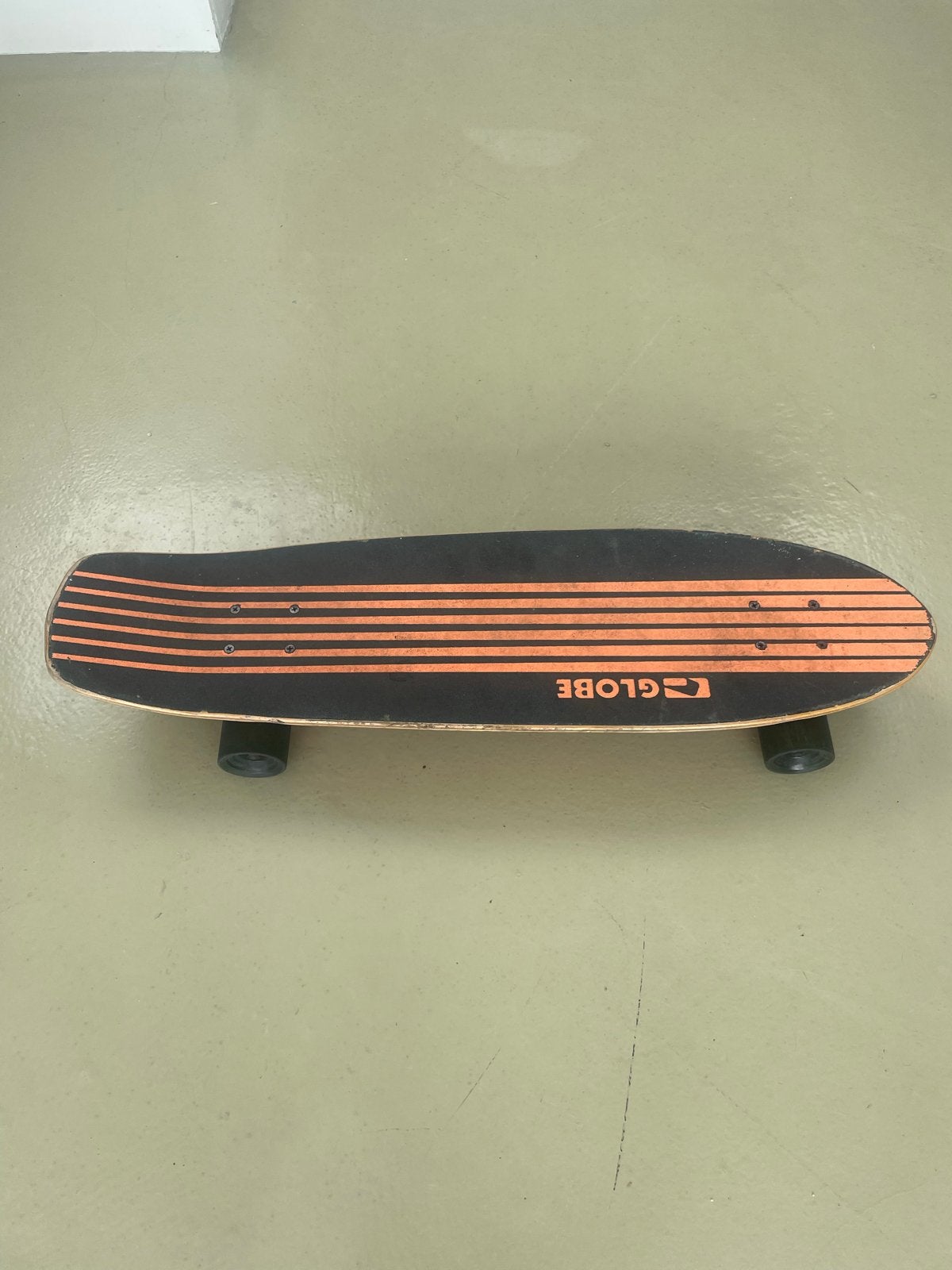 Globe Skateboard Cruiser - Oranje/Zwart, Sport en Fitness, Skateboarden, Ophalen of Verzenden, Gebruikt, Skateboard, Longboard