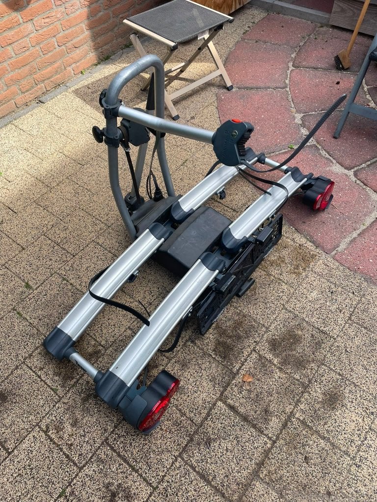 Fietsendrager, Ophalen, Gebruikt, 2 fietsen, Trekhaakdrager