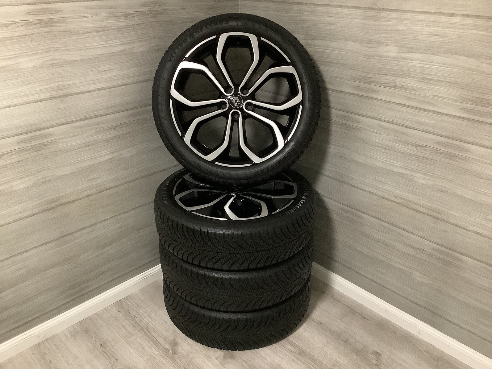Renault SCENIC IV origineel velgen 4 seasons banden 20 inch, Banden en Velgen, Ophalen of Verzenden, All Season, Personenwagen