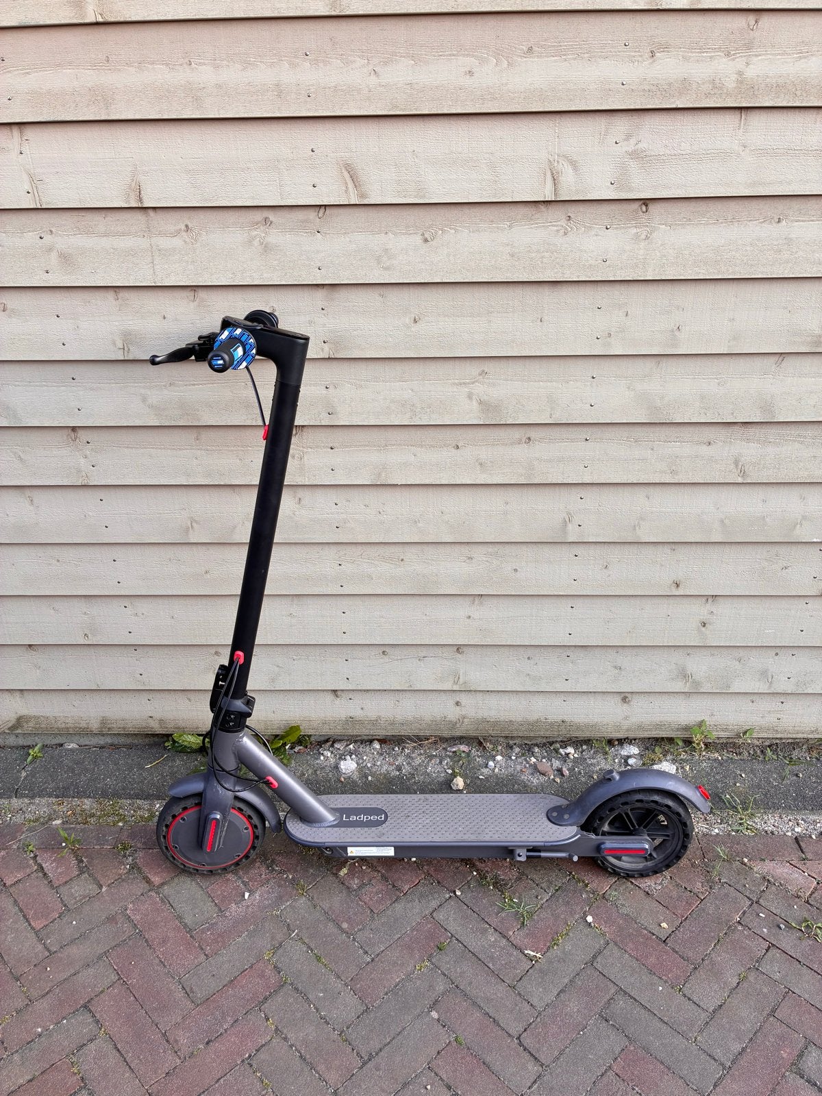 Ladped Elektrische Step - Zo goed als nieuw, met lader, Ophalen, Zo goed als nieuw, Elektrische step (E-scooter)