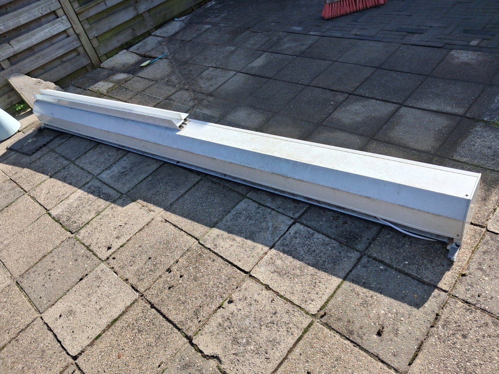Elektrisch rolluik 280 breed, 140 uitval, Tuin en Terras, Zonneschermen, Ophalen, Gebruikt, Elektrisch, 250 cm tot 450 cm