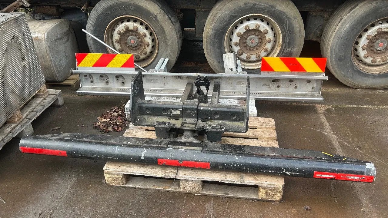 Scania Hydraulisch uitschuifbare bumper, Gebruikt, Scania, Ophanging en Onderstel