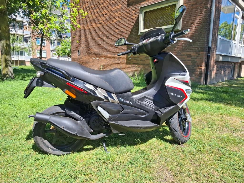 Gilera Runner RST dubbel disc 70cc BEEST, Ophalen, Gebruikt, Piaggio