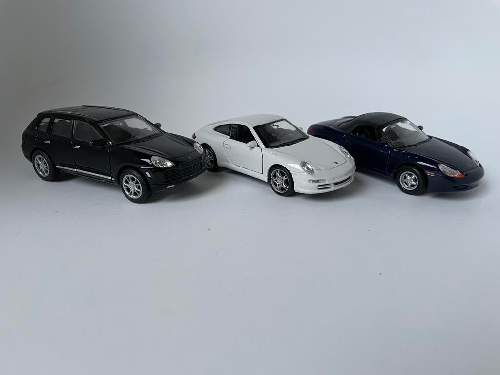 setje Porsche Boxter donkerblauw, 911 wit en Cayenne zwart, Ophalen of Verzenden, Gebruikt, Auto