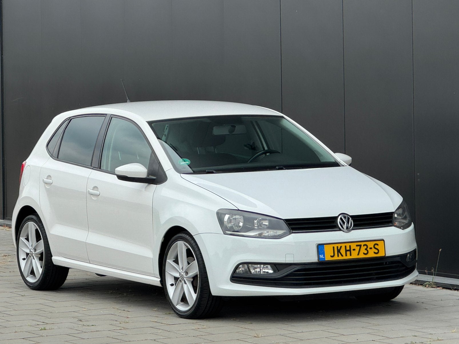 Volkswagen Polo 1.4 16V FSI Highline Airco Stoelverwarming, Auto's, Volkswagen, Voorwielaandrijving, Stof, Zwart, 4 cilinders
