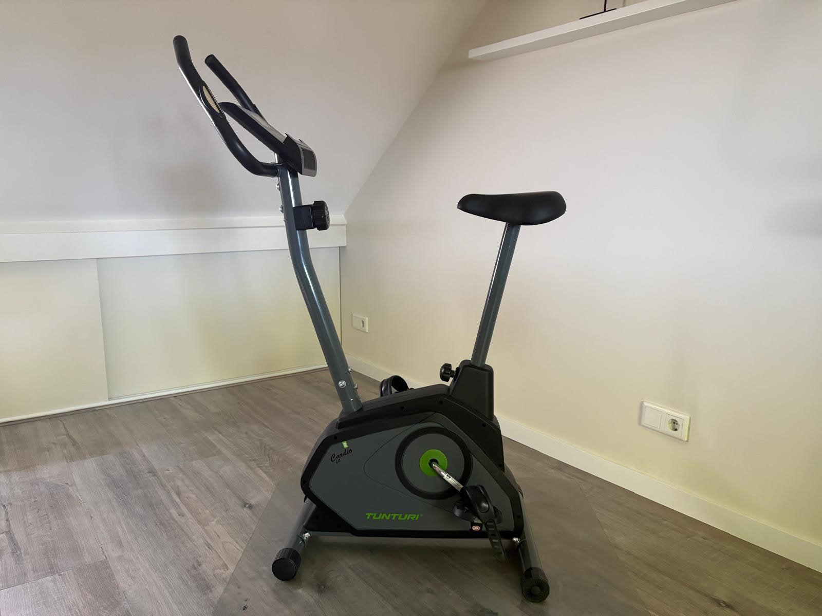 Hometrainer, Ophalen, Zo goed als nieuw, Hometrainer