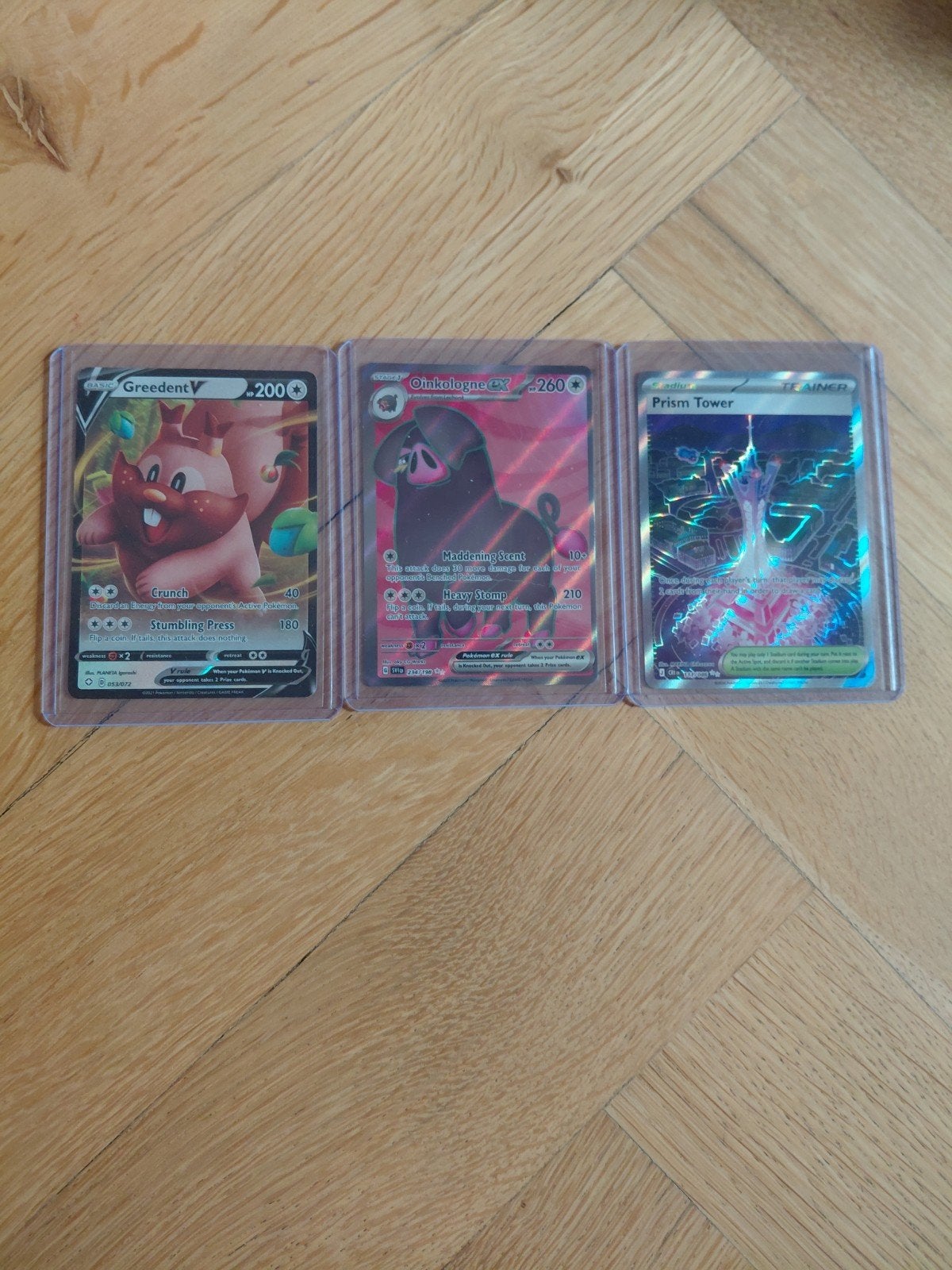 Pokemonkaarten: Greedent, Oinkologne en Prism tower trainer, Ophalen of Verzenden, Meerdere kaarten