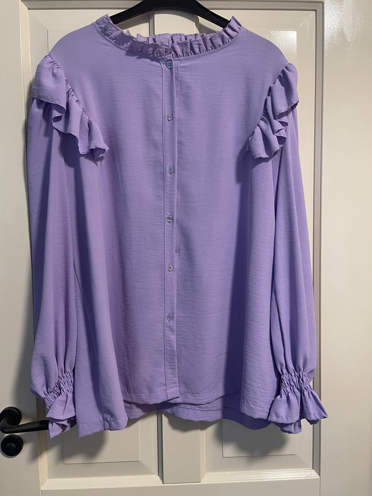 Paarse blouse met ruches - Maat 54/56, Ophalen of Verzenden, Zo goed als nieuw, Paars, Blouse of Tuniek