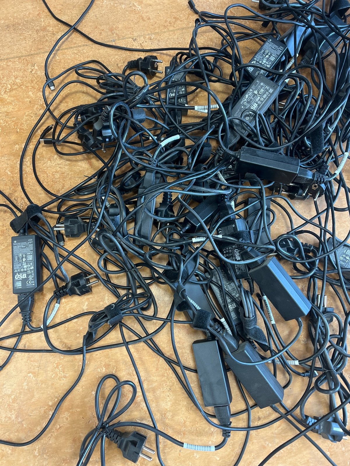 20x HP USB-C Opladers 45W - Bulkverkoop, Universeel, Adapter, Ophalen of Verzenden, Overige merken