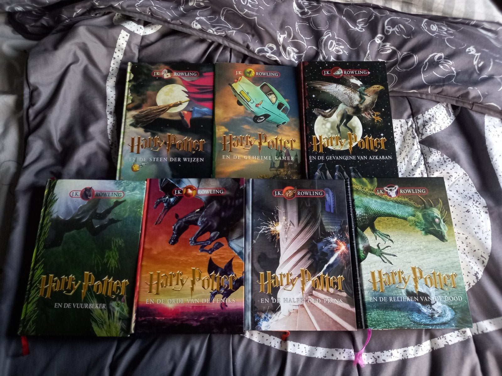 Harry Potter Hard cover set, deel 2 is soft, Boeken, Ophalen of Verzenden, Gelezen, J.K. Rowling