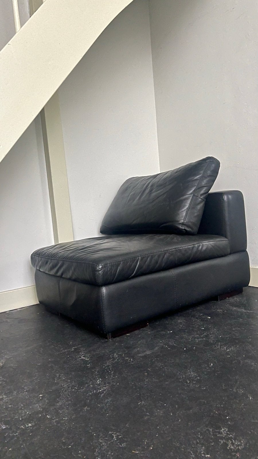 Zwarte leren chaise longue / loungebank LaNouva, Gebruikt, Zwart, Leer, Ophalen of Verzenden