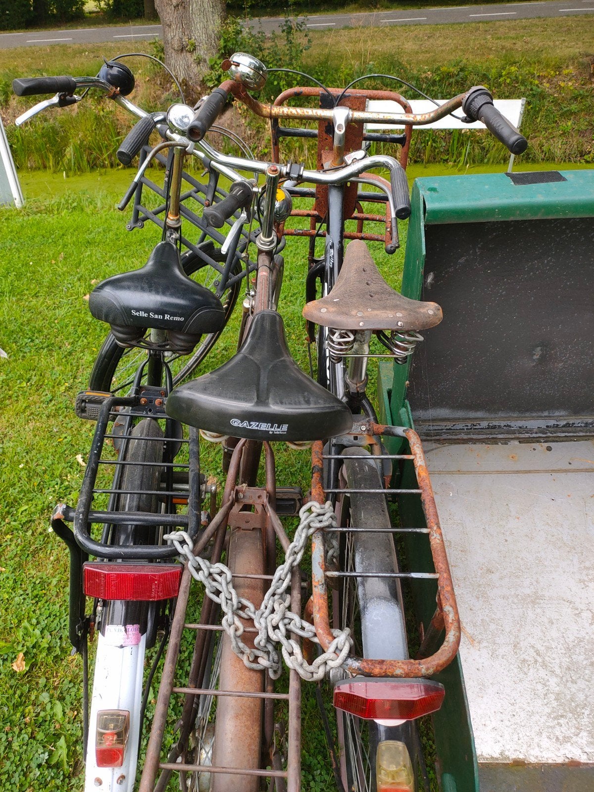 Twee. Herenfiets. Een damers fiets, Ophalen of Verzenden