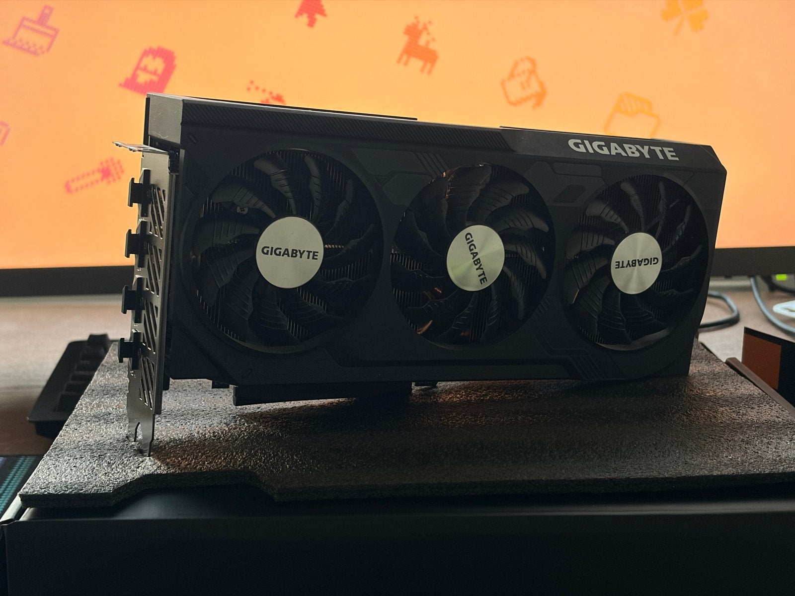 Gigabyte Nvidia GeForce RTX 4070 Ti Super Windforce OC 16G, Computers en Software, Videokaarten, Ophalen, HDMI, GDDR6, PCI-Express 4