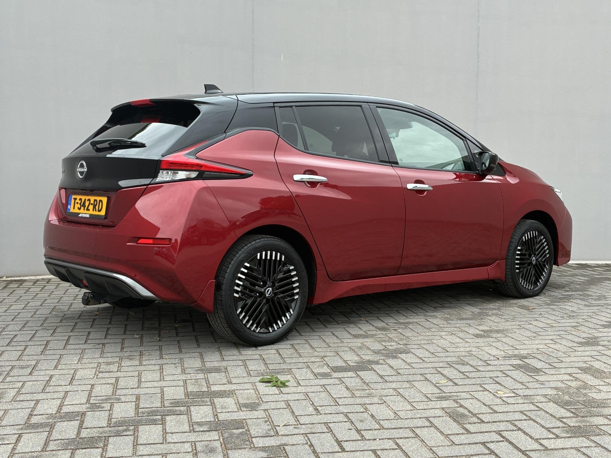 Nissan LEAF e+ Tekna 62 kWh / SOH 93% / Navigatie / Apple Ca, Lichtsensor, Gebruikt, 62 kWh, 385 km