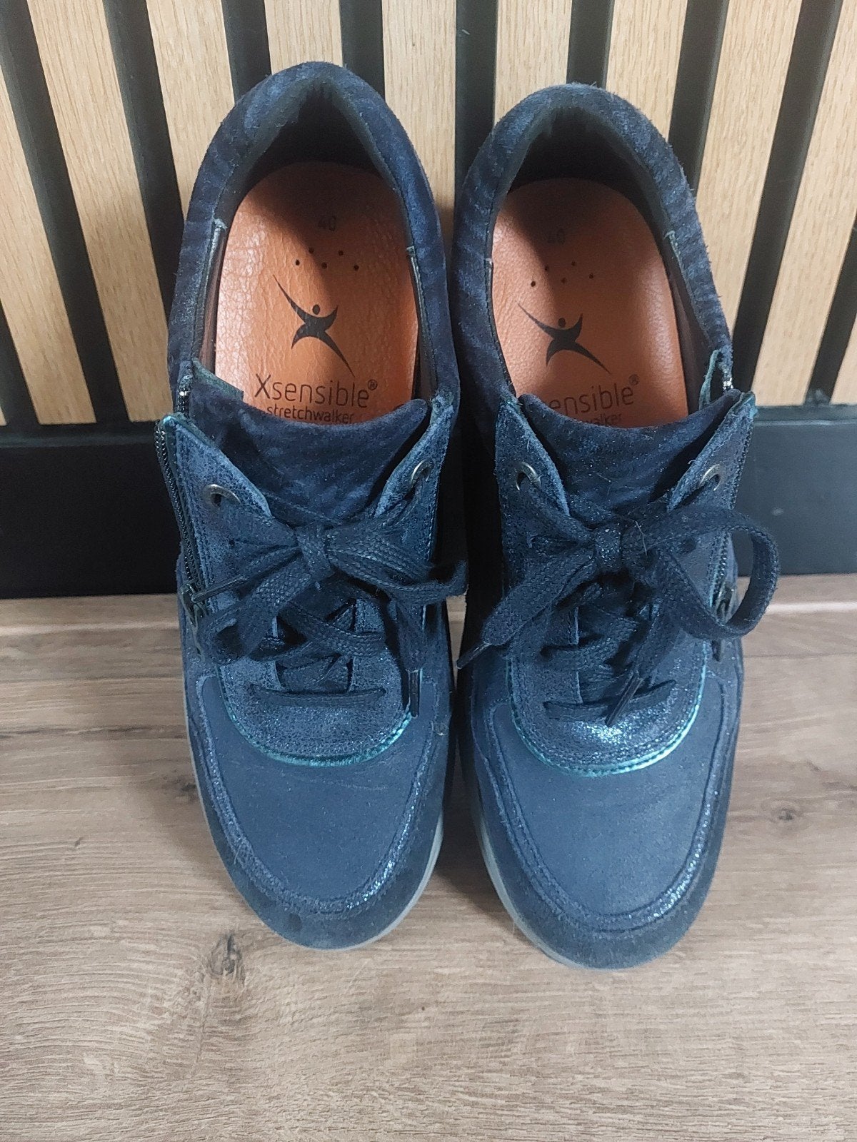 Xsensible stretchwalkers, Ophalen