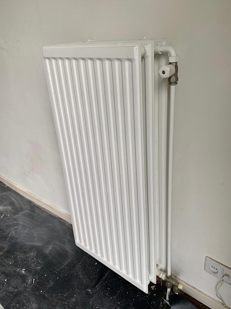 2 Radiatoren: 96x100x16cm en 49x100x16cm - Afhalen Breda, Ophalen, Gebruikt, Radiator, 60 tot 150 cm
