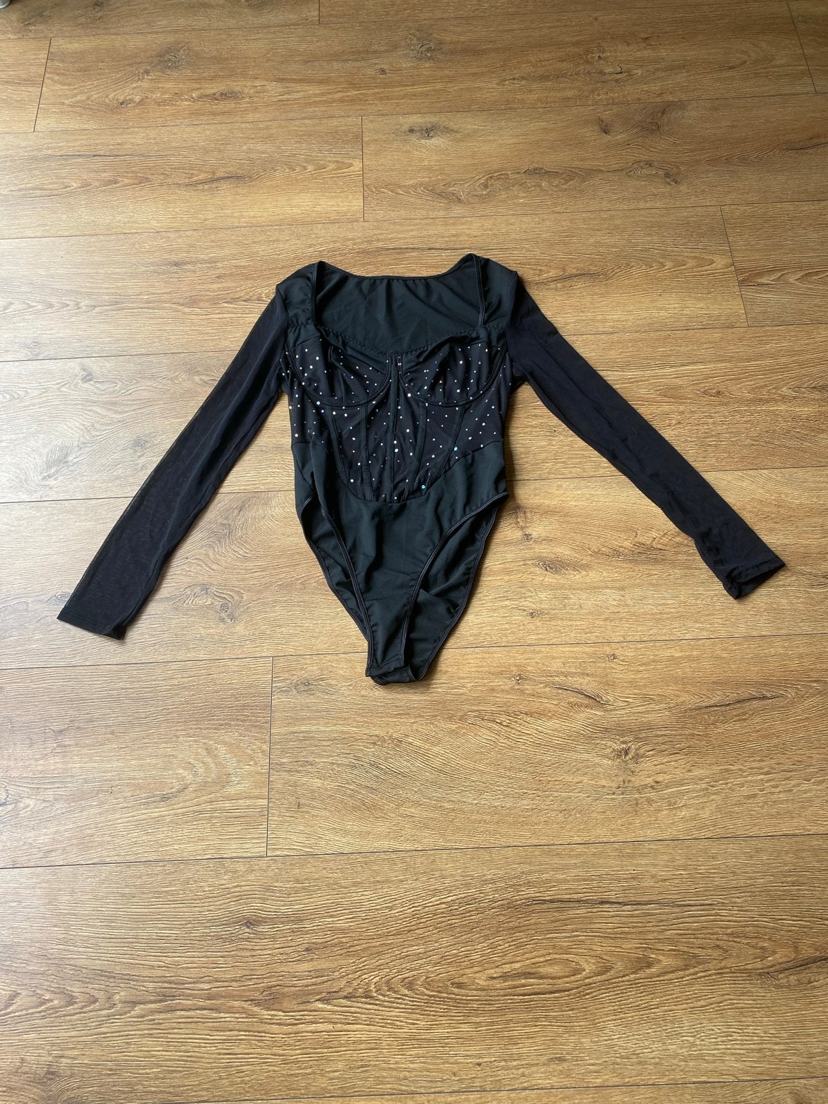 Shein Body met lange mouwen en glitterdetails - Maat L, Kleding | Dames, Ondergoed en Lingerie, Ophalen of Verzenden, Zwart, Body of Korset