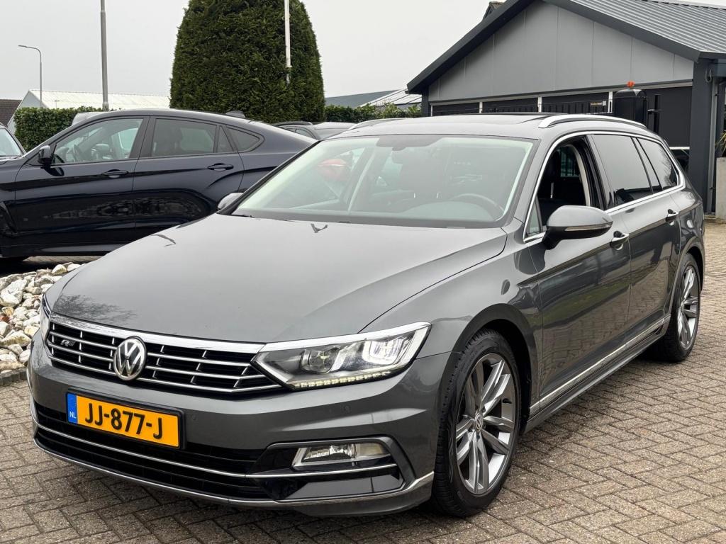Volkswagen Passat Variant 1.4 TSI Highline 2016 Pano R-Line, Auto's, Gebruikt, Euro 6, 4 cilinders, 150 pk