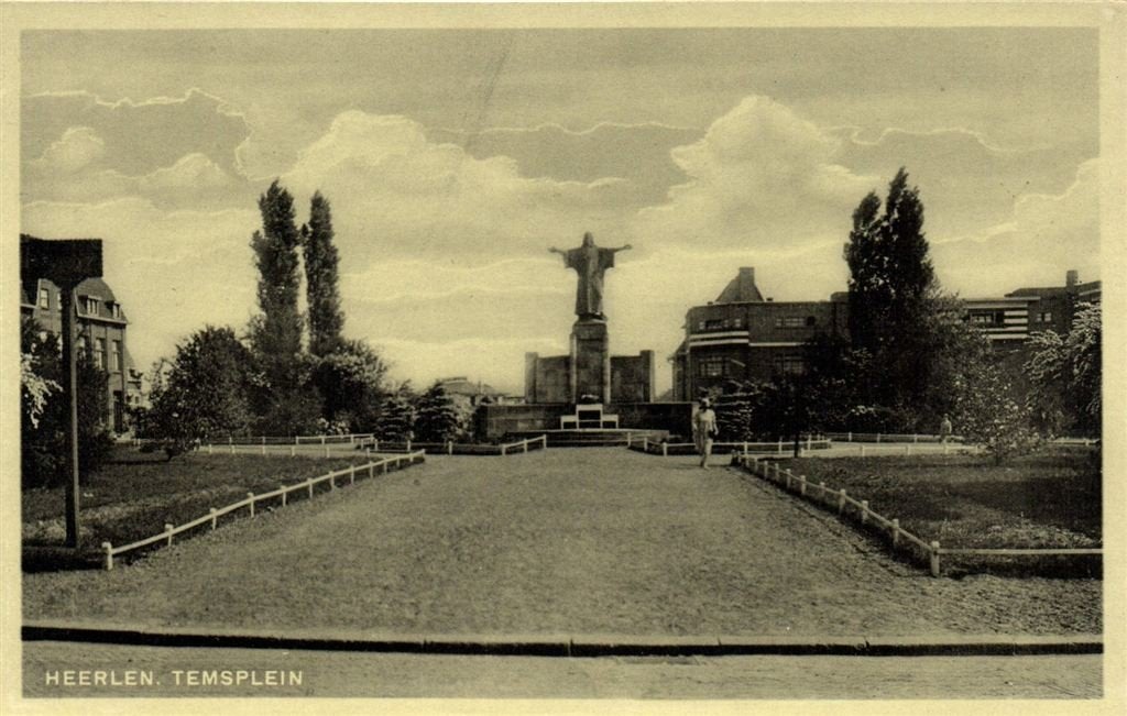 Heerlen. Temsplein - standbeeld volk - ongelopen, Verzenden, 1920 tot 1940, Ongelopen, Limburg