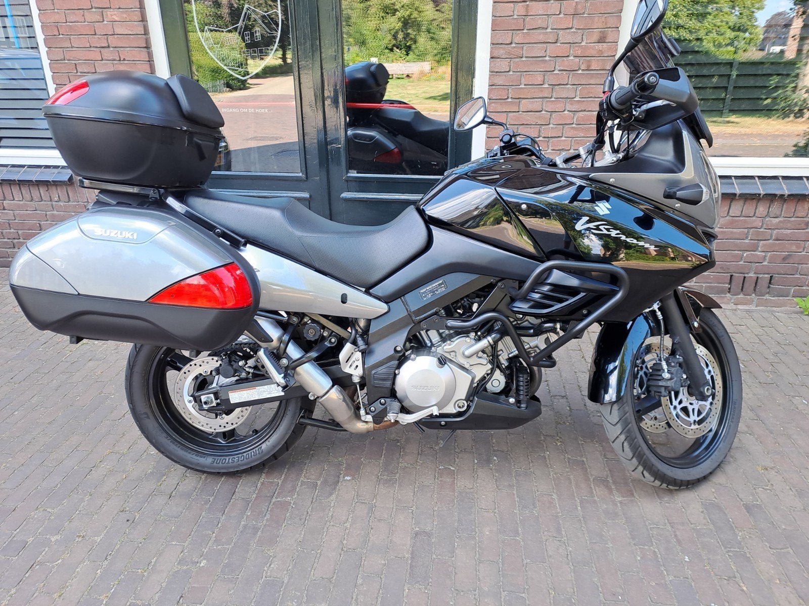 suzuki v-storm dl 1000 zadel, Ophalen of Verzenden