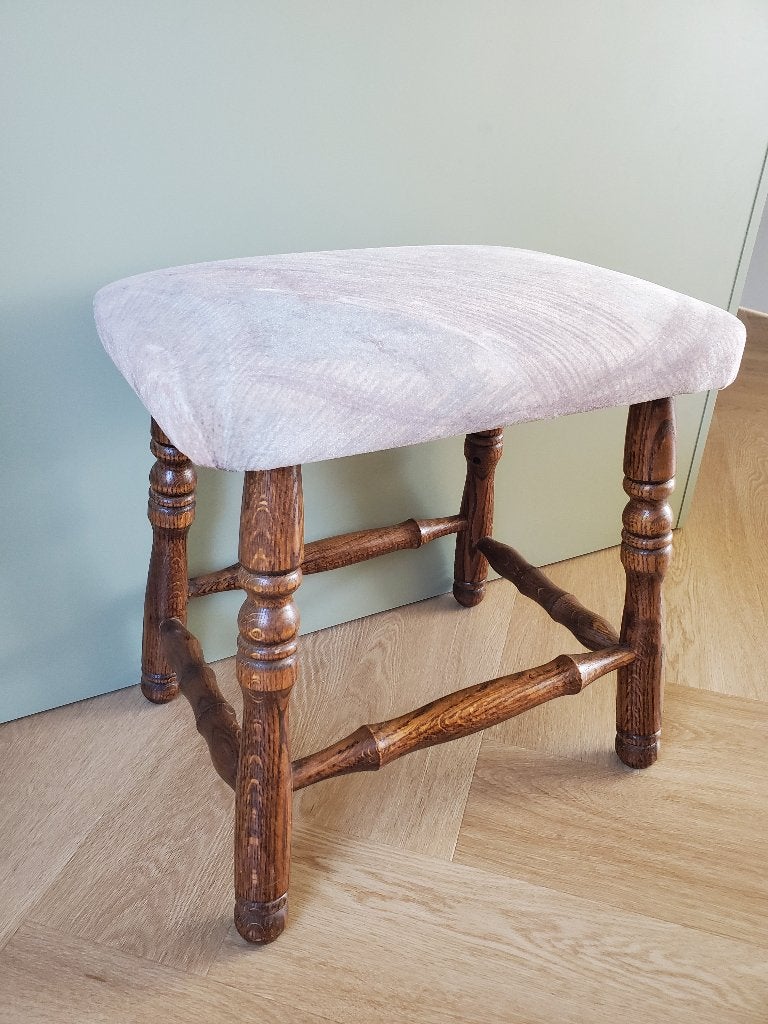 Vintage kruk - Hout met stoffen bekleding - Nette staat, Huis en Inrichting, Ophalen, Zo goed als nieuw, Hout