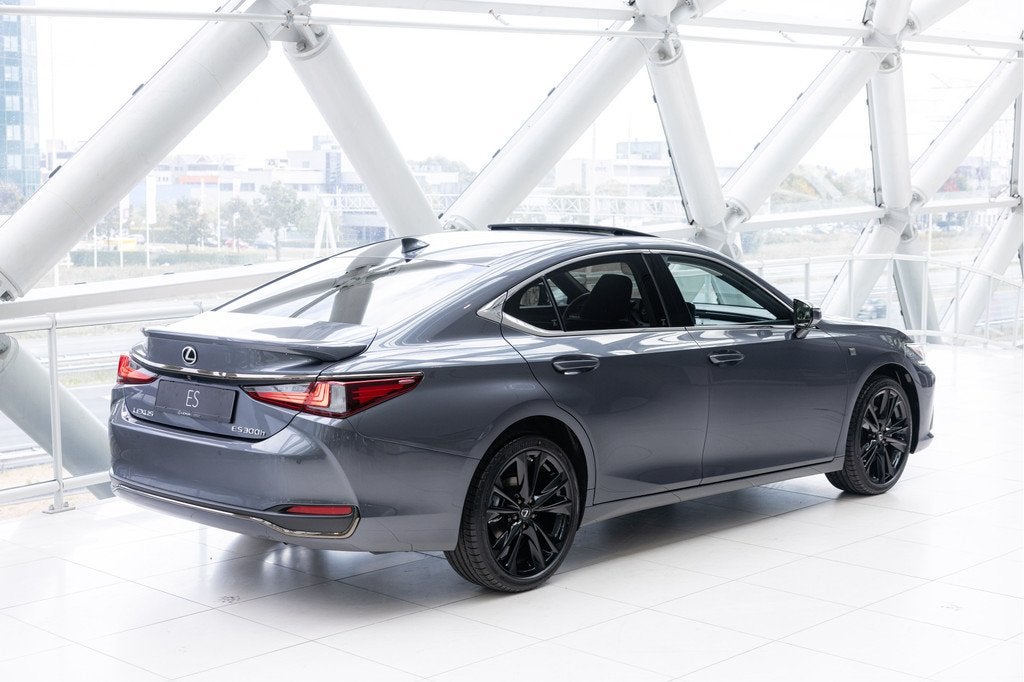 Lexus ES 300h F Sport Design | BTW-Auto | Schuif - Kanteldak, Auto's, Lexus, 12 maanden, Gebruikt, 4 cilinders, 1655 kg