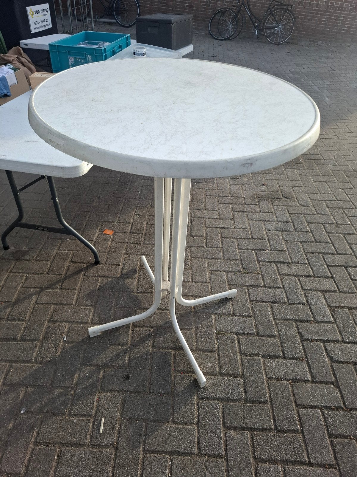 Witte ronde statafel - Gebruikt, Ophalen, Gebruikt, Onbekend, Onbekend