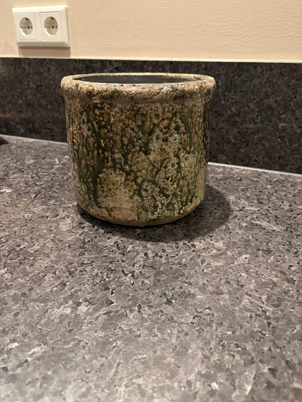 Bloempot, groen 10 euro., Rond, Ophalen of Verzenden, Zo goed als nieuw, Aardewerk
