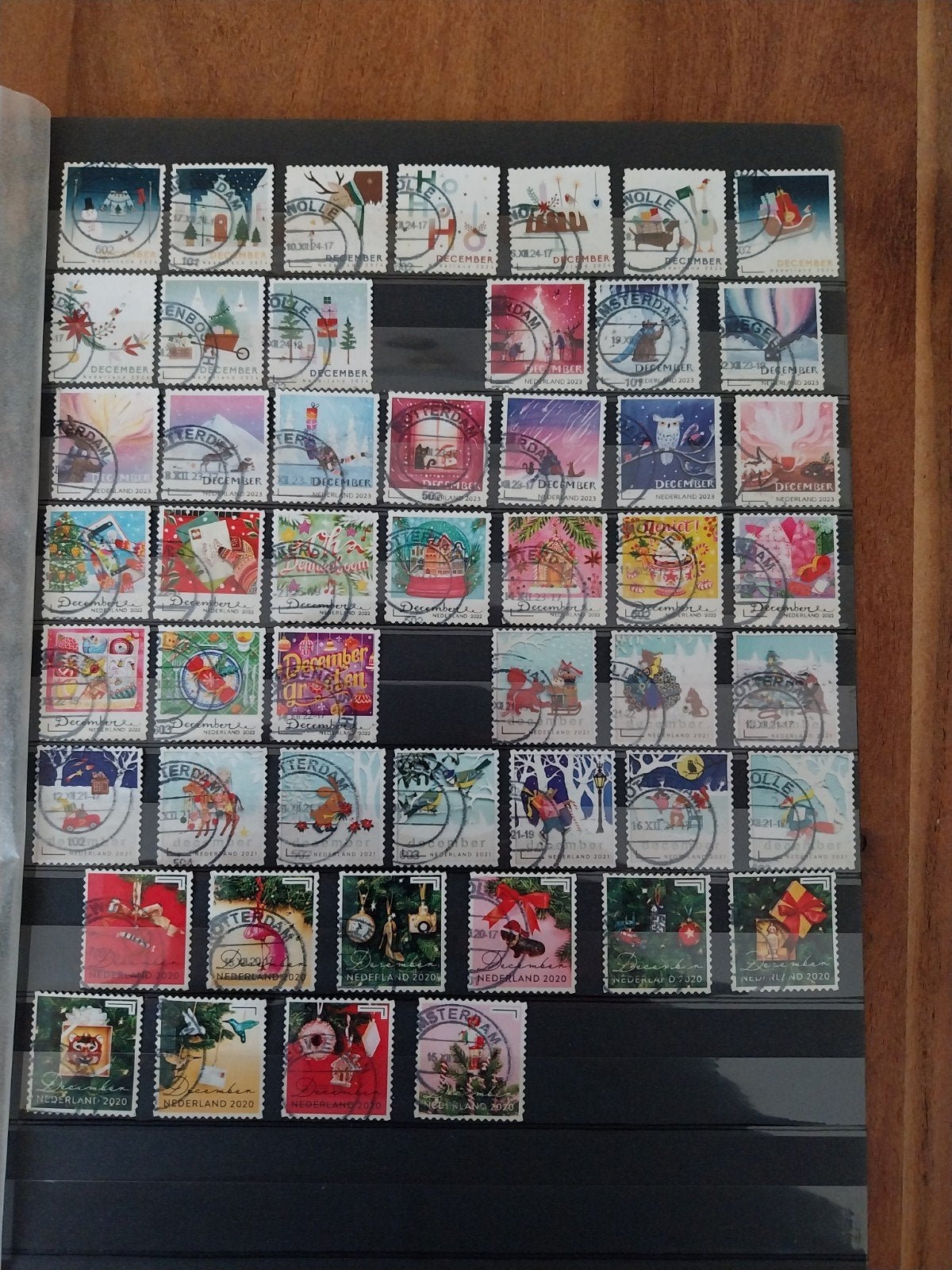 Gestempelde kerstzegels jaargangen 2015/2024 compleet., Postzegels en Munten, Postzegels | Volle albums en Verzamelingen, Ophalen of Verzenden