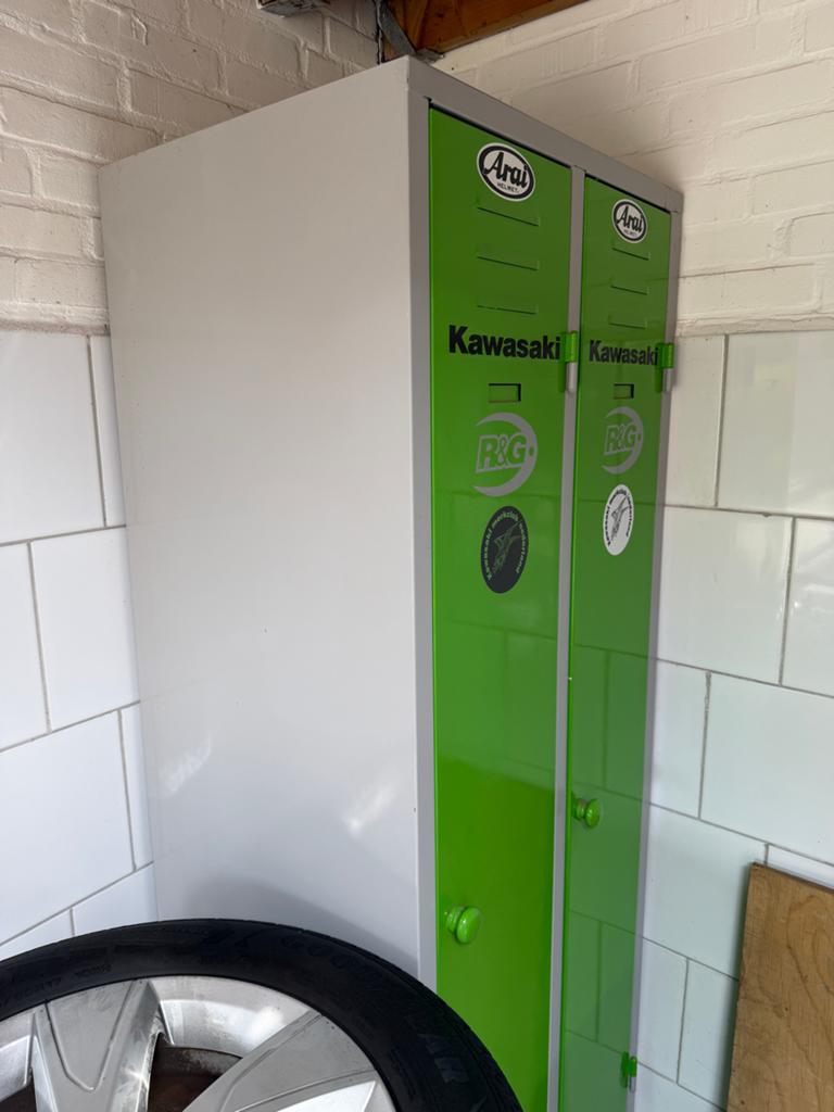 metalen locker / opbergkast, Ophalen, Gebruikt