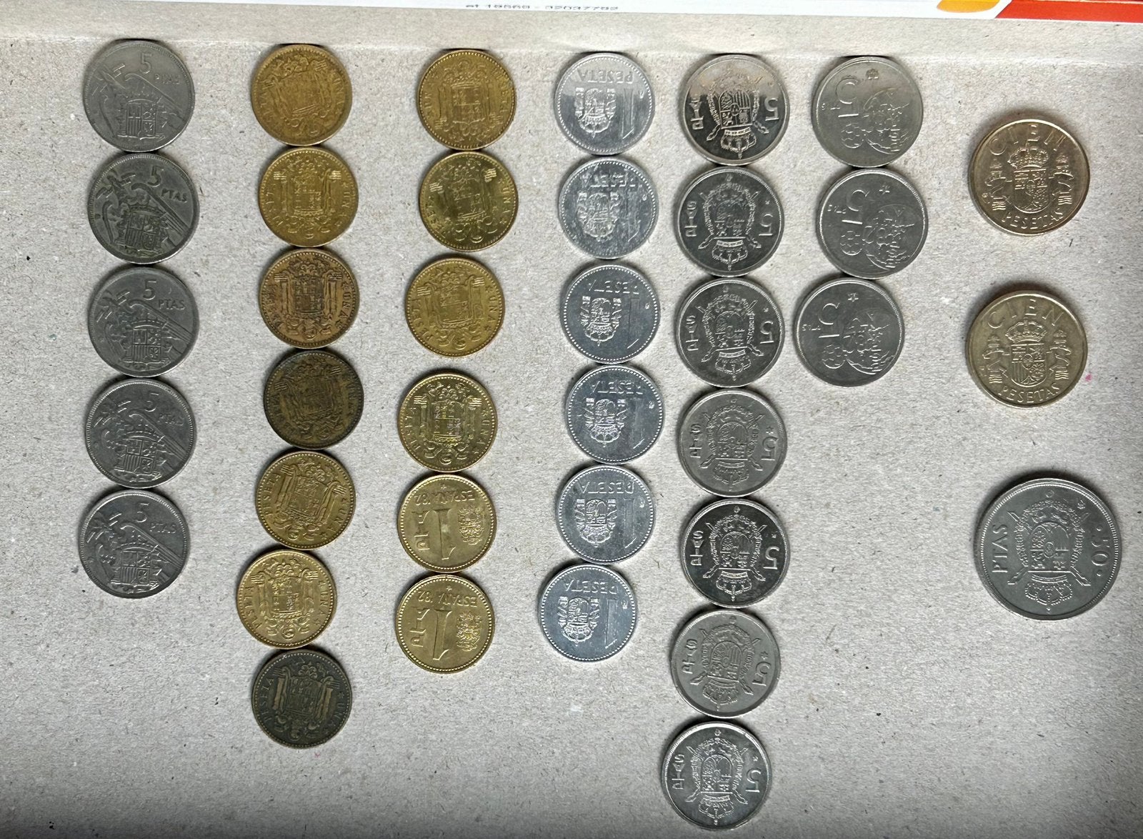 Peseta’s Carlos / Franco, Ophalen of Verzenden