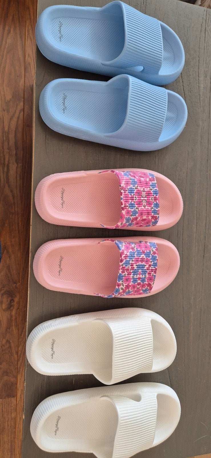 HappyFlops slippers(nieuw) 3 paar voor €60-  Maat 38/39, Kleding | Dames, Slippers, Overige kleuren, Nieuw, Ophalen of Verzenden