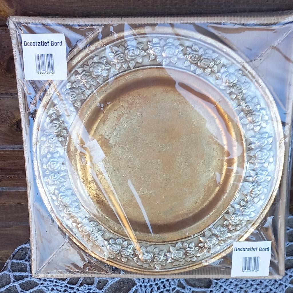 Gouden Decoratief Bord met Rozenreliëf, Ophalen of Verzenden, Nieuw, Rond