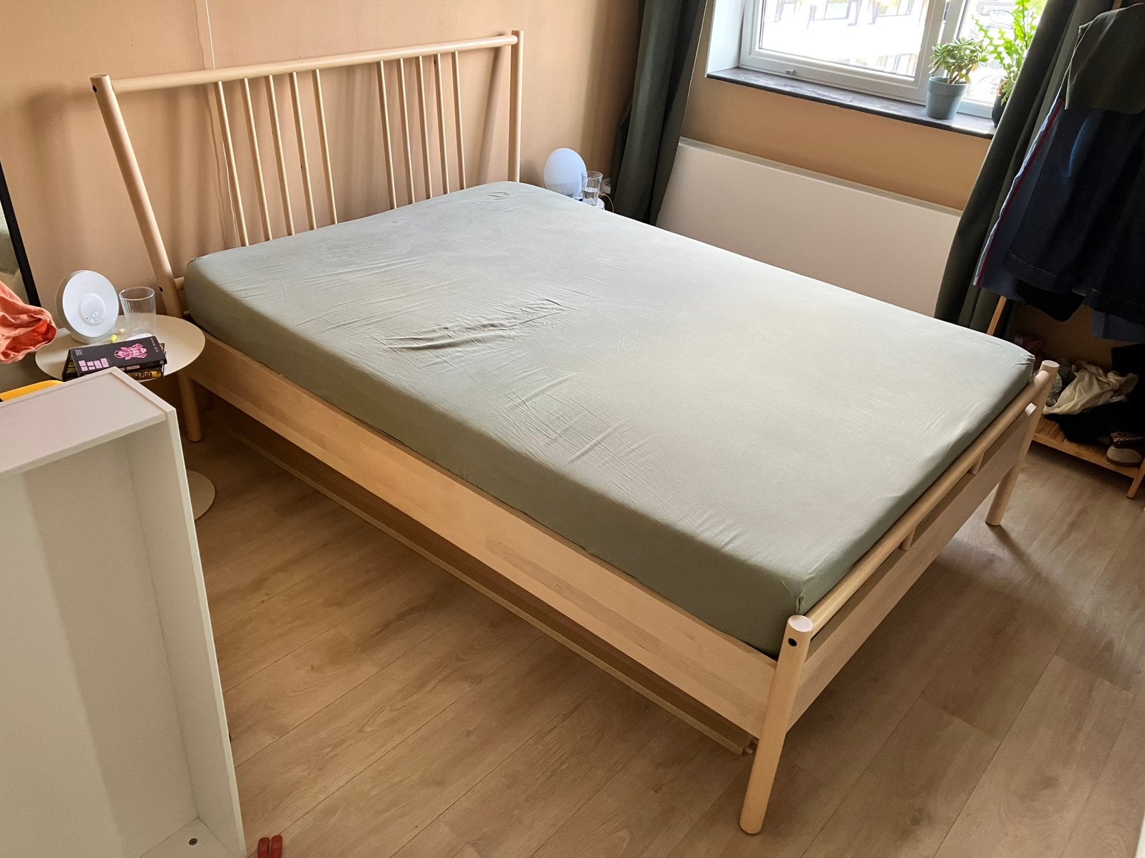 IKEA BJÖRKSNÄS bedframe berkenfineer 140x200, Beige, Tweepersoons, Zo goed als nieuw, Hout