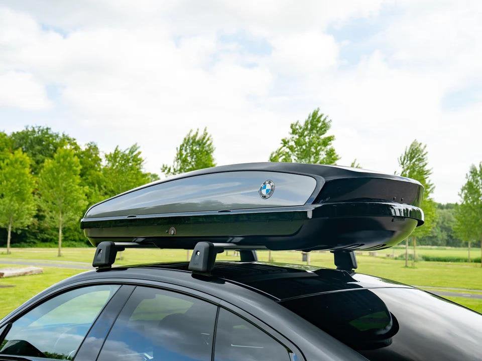 BMW i4 dakdragers+dakkoffer 420 L, Ophalen, Zo goed als nieuw