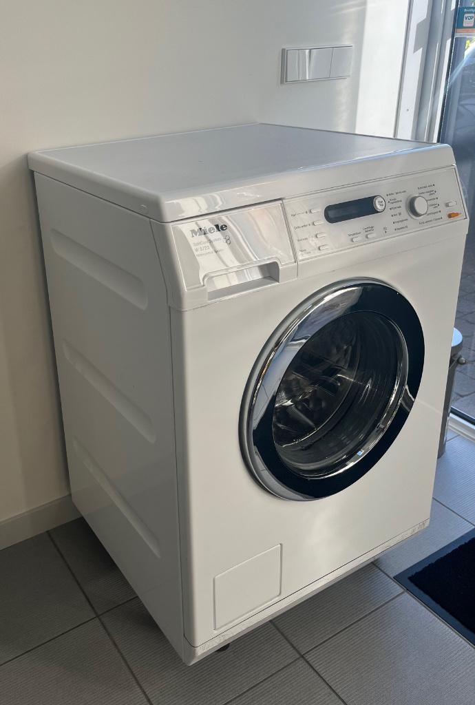 Miele wasmachine W5723, Witgoed en Apparatuur, Wasmachines, Gebruikt, Voorlader, 6 tot 8 kg, 85 tot 90 cm, 1200 tot 1600 toeren