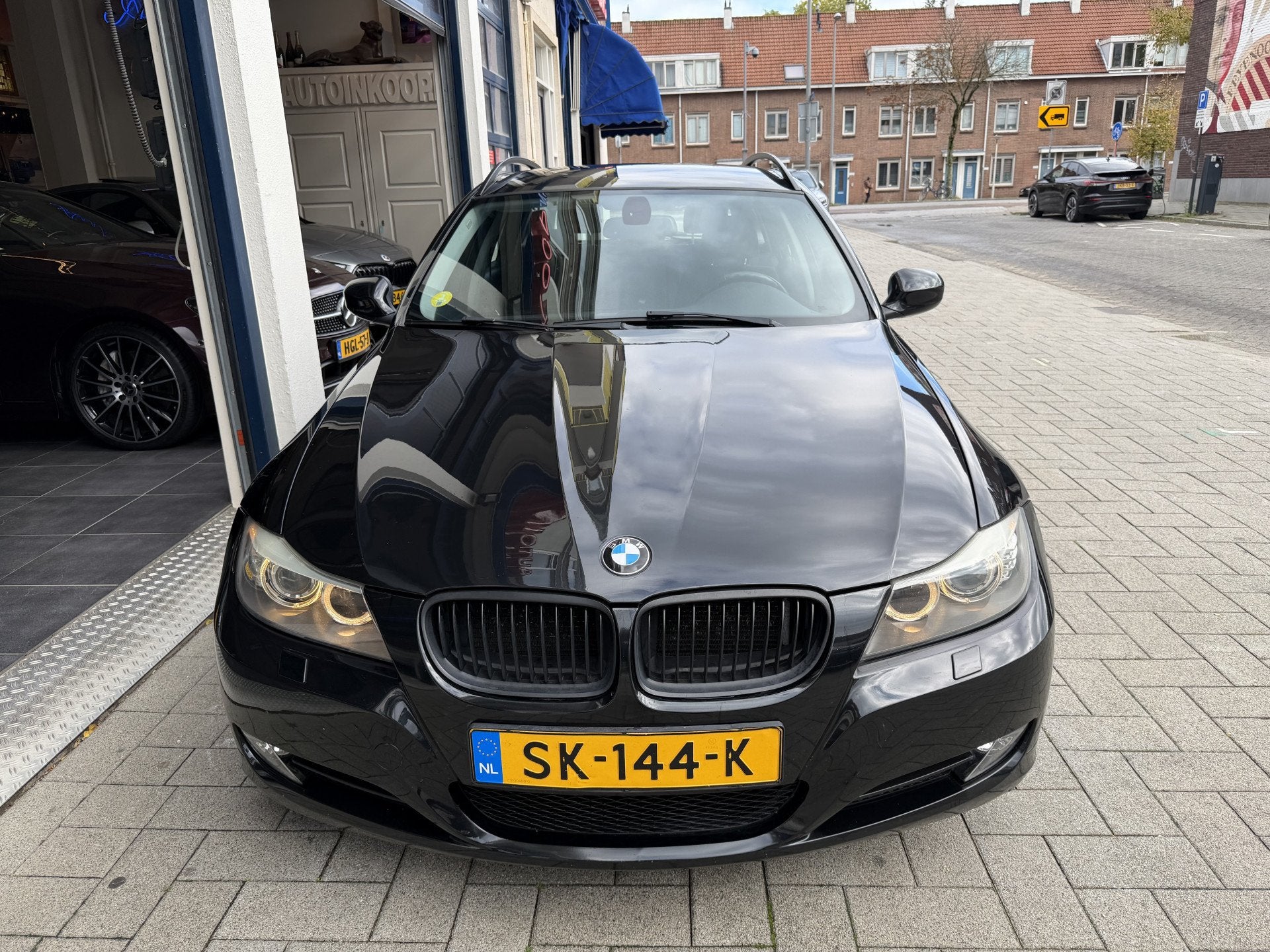 BMW 3 Serie Touring 318i Business Line ALLE ONDERHOUD AANWEZ, Euro 5, Achterwielaandrijving, Zwart, Handgeschakeld