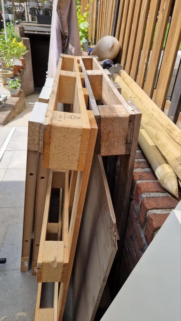 Gratis 2 pallets, Tuin en Terras, Bloembakken en Plantenbakken, Ophalen, Gebruikt, Minder dan 30 cm, Rechthoekig