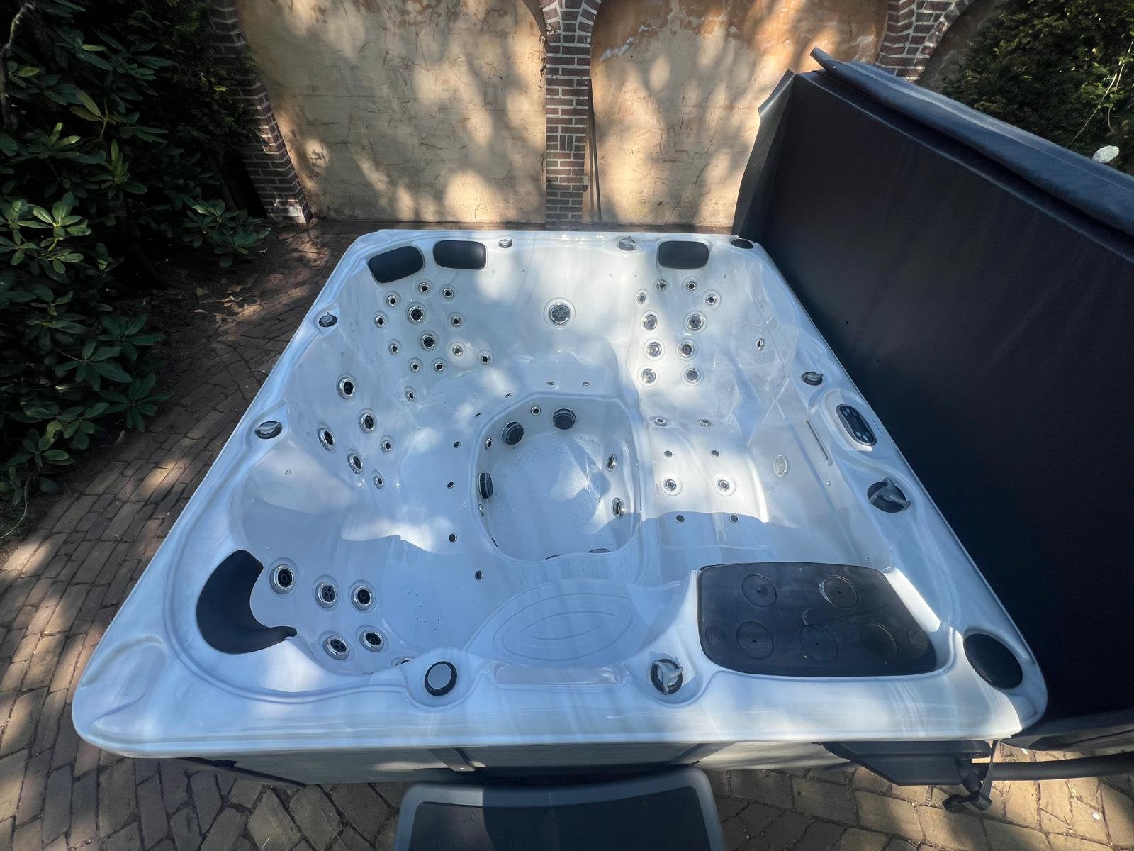 Jacuzzi 5 persoons, Ophalen, Zo goed als nieuw