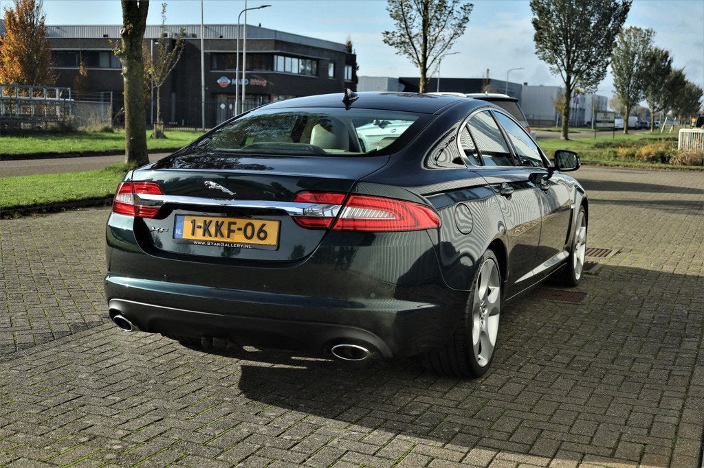 Jaguar XF 3.0D Premium Business Edition (bj 2013, automaat), Auto's, Jaguar, Automaat, Euro 5, Achterwielaandrijving, Gebruikt