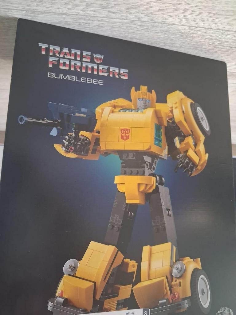 Lego 10338 Bumblebee Transformers, Kinderen en Baby's, Speelgoed | Duplo en Lego, Ophalen of Verzenden, Zo goed als nieuw