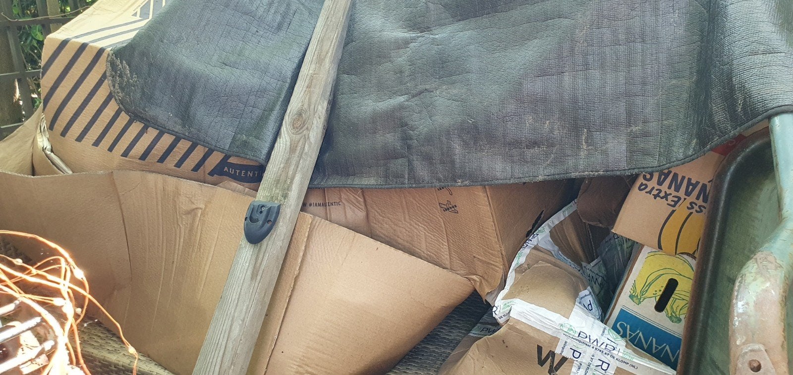 Oud papier karton gratis, Caravans en Kamperen, Kampeergereedschap, Ophalen of Verzenden