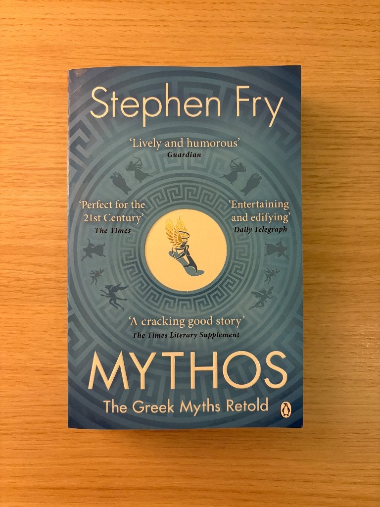 Mythos: De Griekse Mythen Herverteld door Stephen Fry, Boeken, Europa overig, Stephen Fry, Ophalen of Verzenden, Zo goed als nieuw