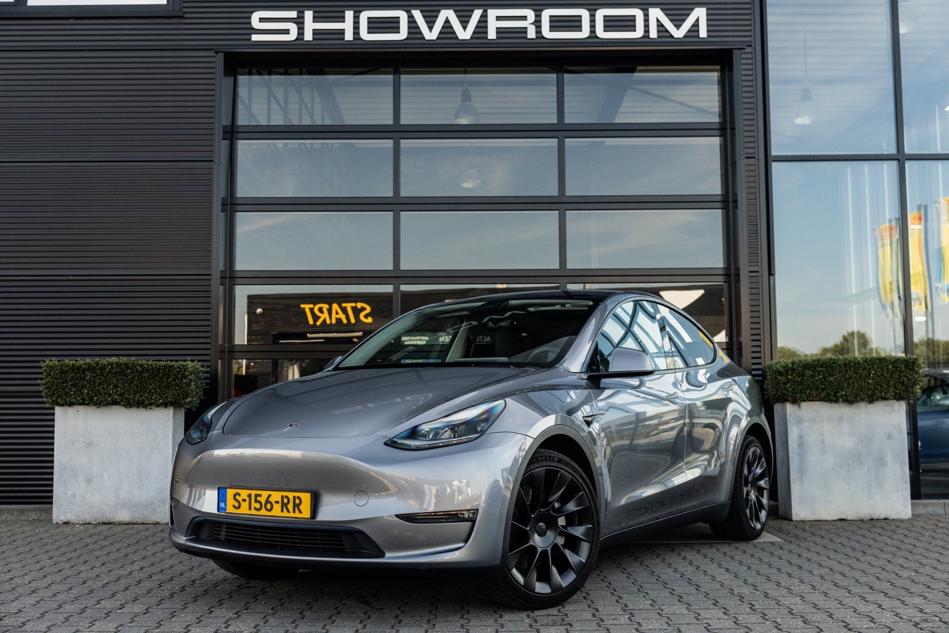 Tesla Model Y Long Range AWD 75 kWh, 351 PK NL Auto, Camera,, Auto's, Tesla, Gebruikt, Zwart, Navigatiesysteem, Vierwielaandrijving