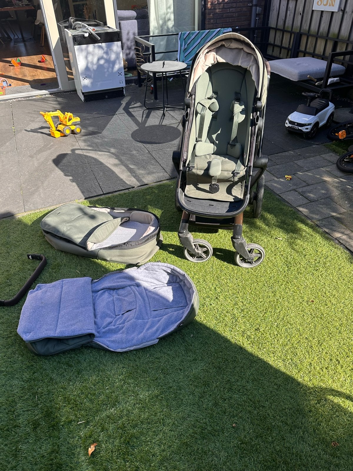 Joolz kinderwagen compleet met reiswieg en zitje